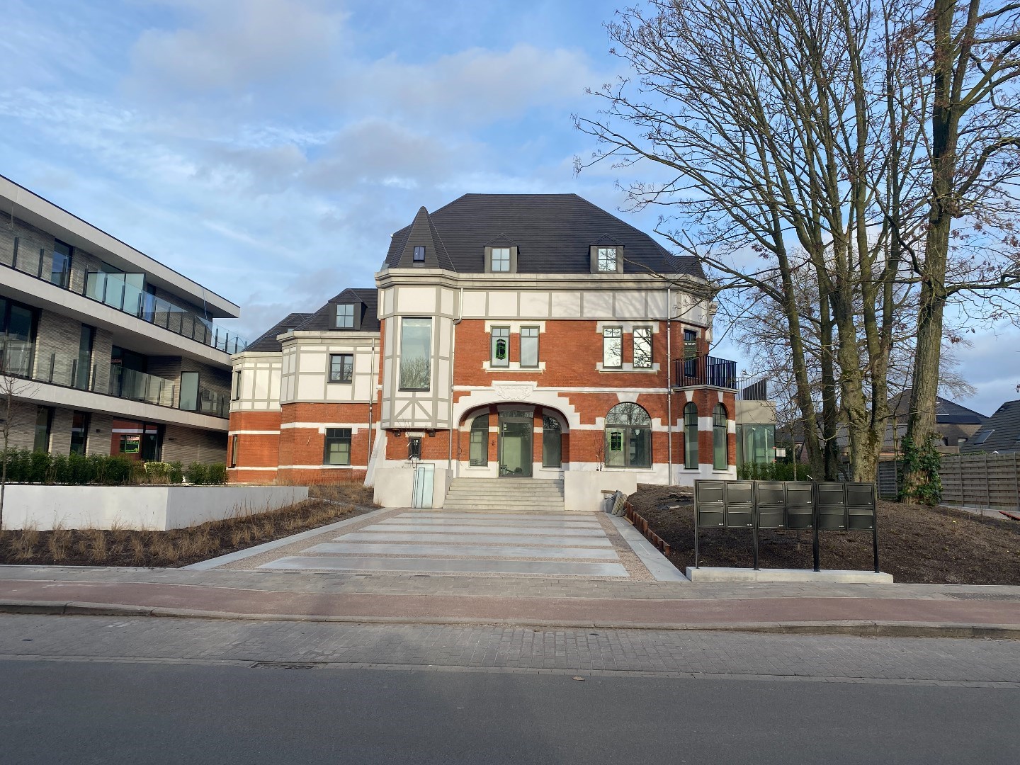 Prestigieus renovatieproject Villa Bel-Age in Zulte 