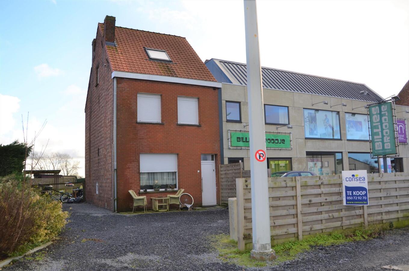 Te renoveren woning met 4 slaapkamers 