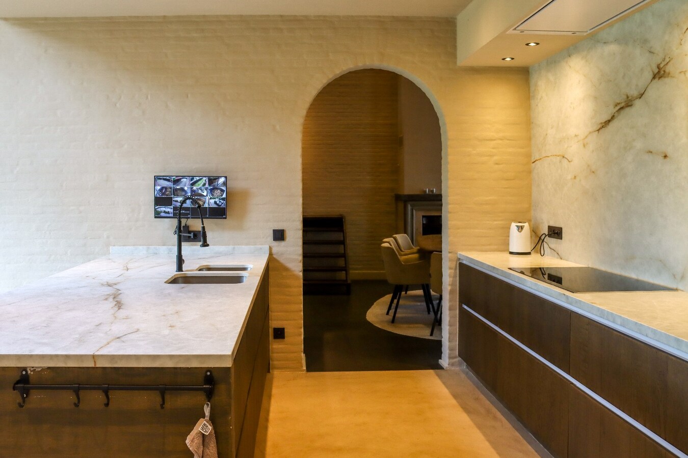 Exclusieve villa met paardenaccommodatie op ca. 1,3 ha te Sint-Katelijne-Waver 