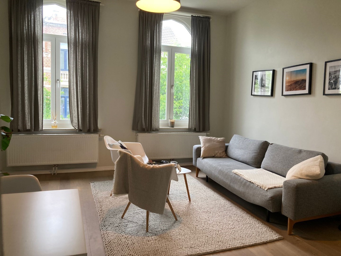 Prachtige instapklare studio van 50 m&#178; op een zeer gunstige ligging te Nationalestraat! 