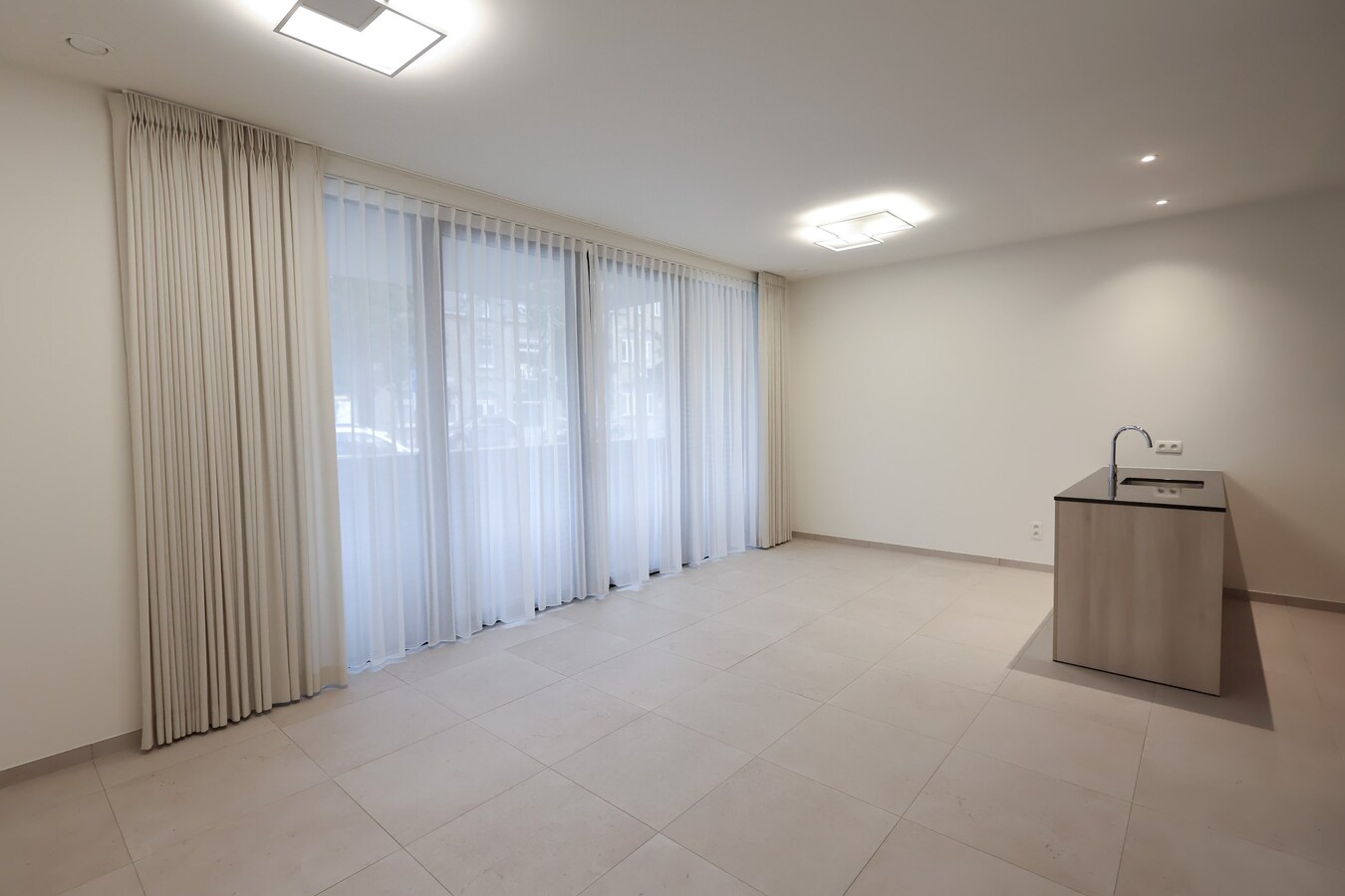 Nieuwbouw appartement met 1 slaapkamer te huur op jaarbasis 