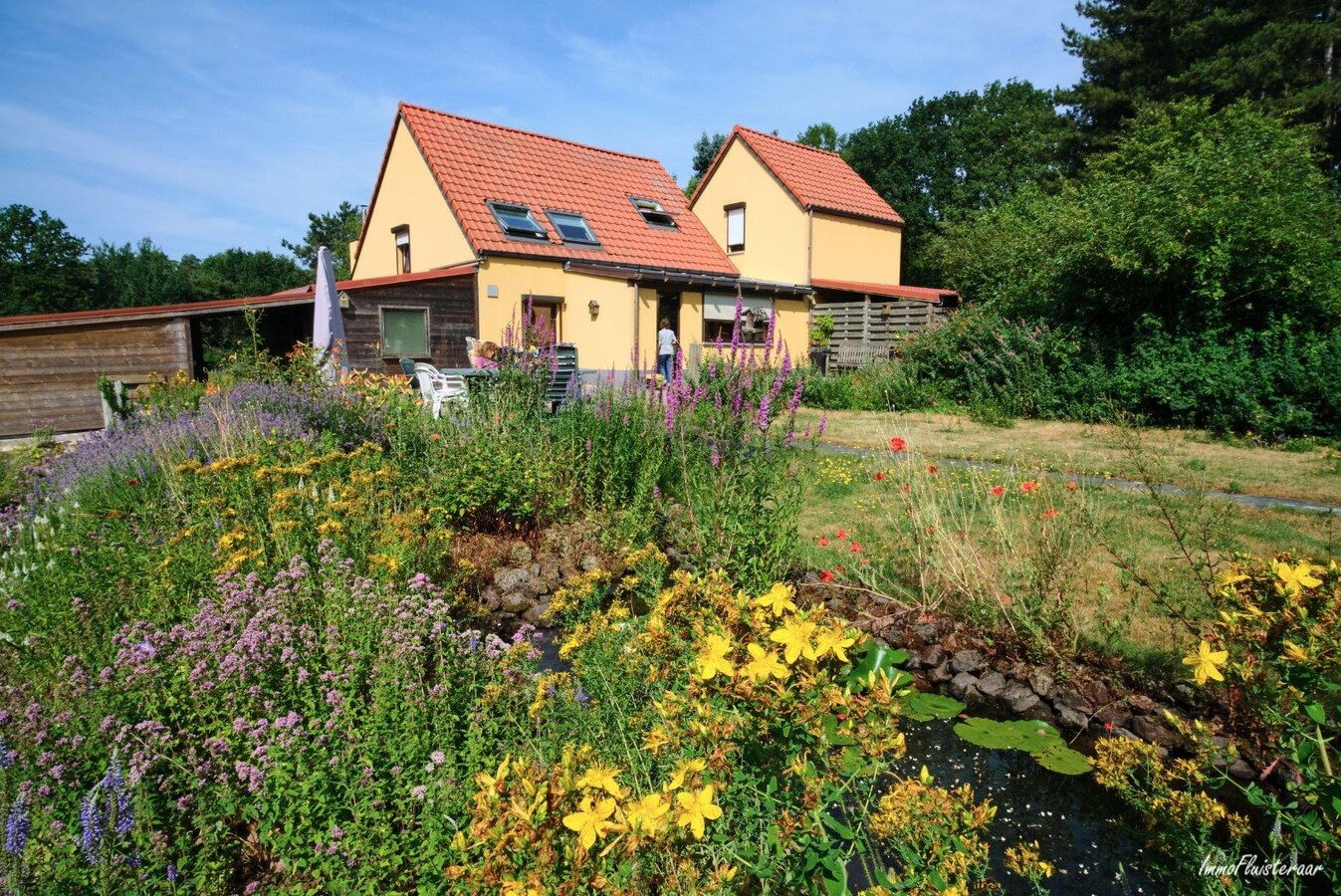 Gezellige woning midden in het groen op een perceel van ca. 1ha16 