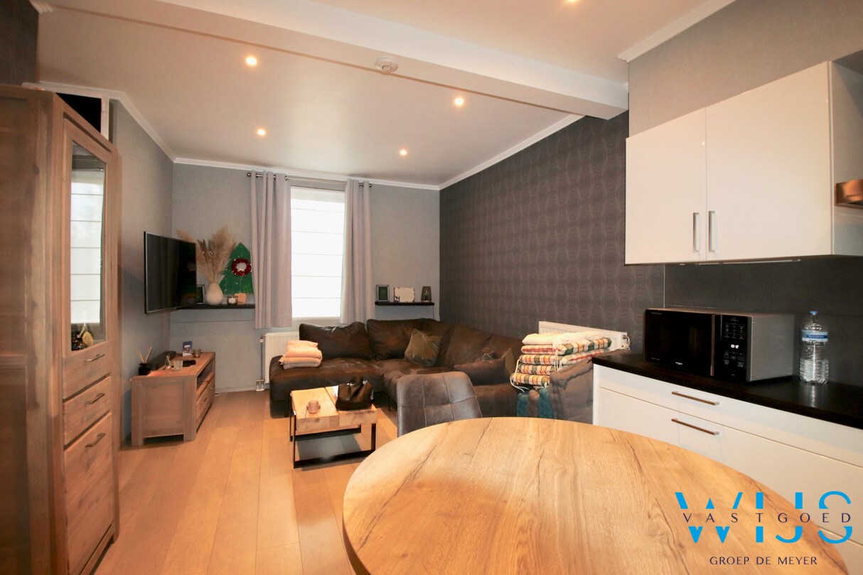 Instapklaar woonhuis met 1 slaapkamer en tuin te Kluizen ! 