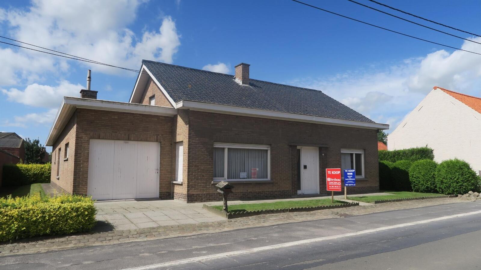 Degelijke open woning op ruim perceel van 843m&#178; 