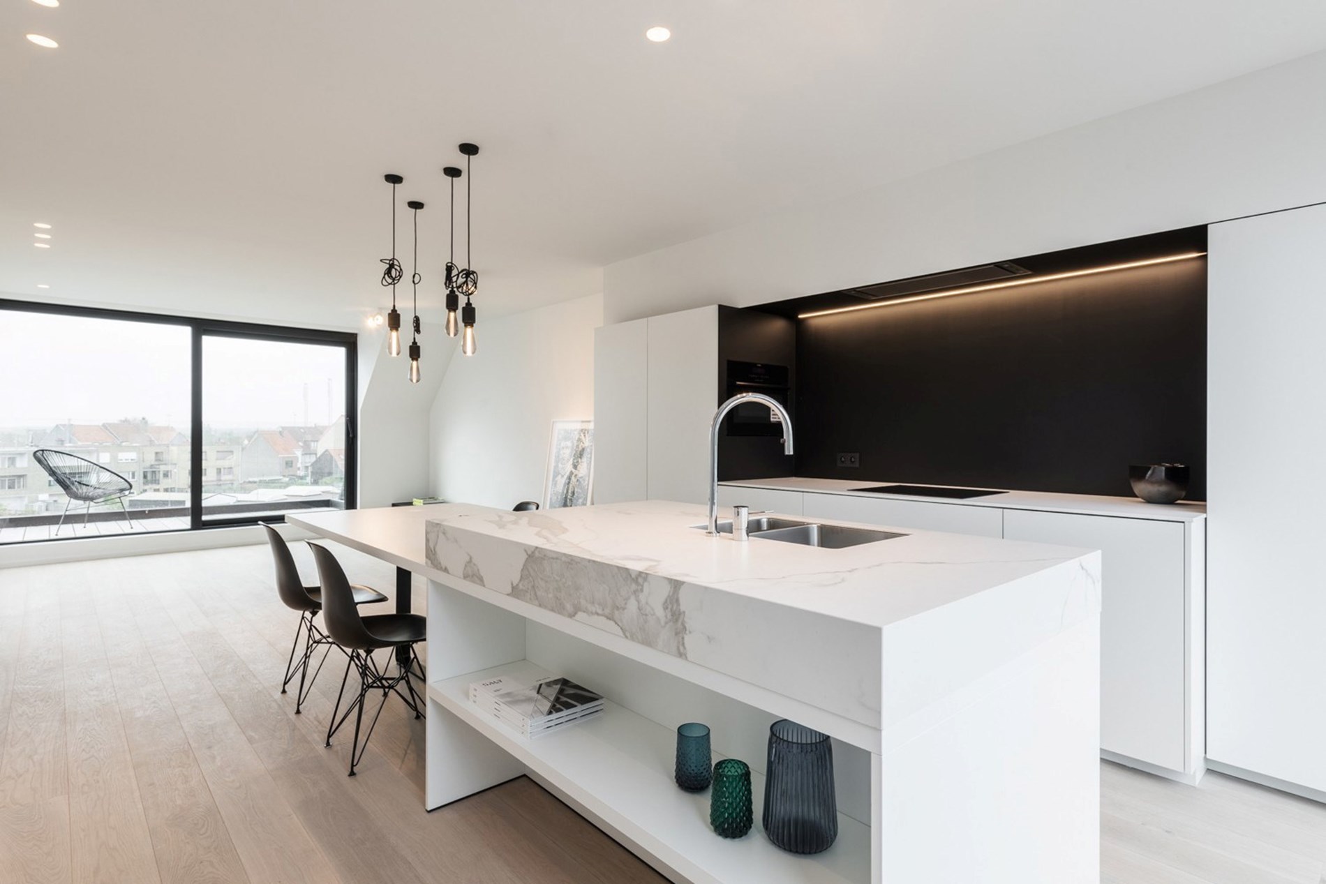 Uniek Investeringspand te Koop – Luxe, Locatie &amp; Rendement! 