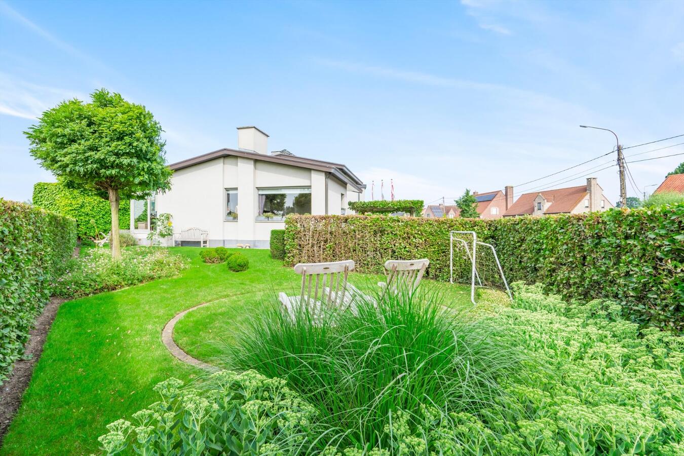 Alleenstaande woning met 3 slaapkamers en garage te Oostnieuwkerke 