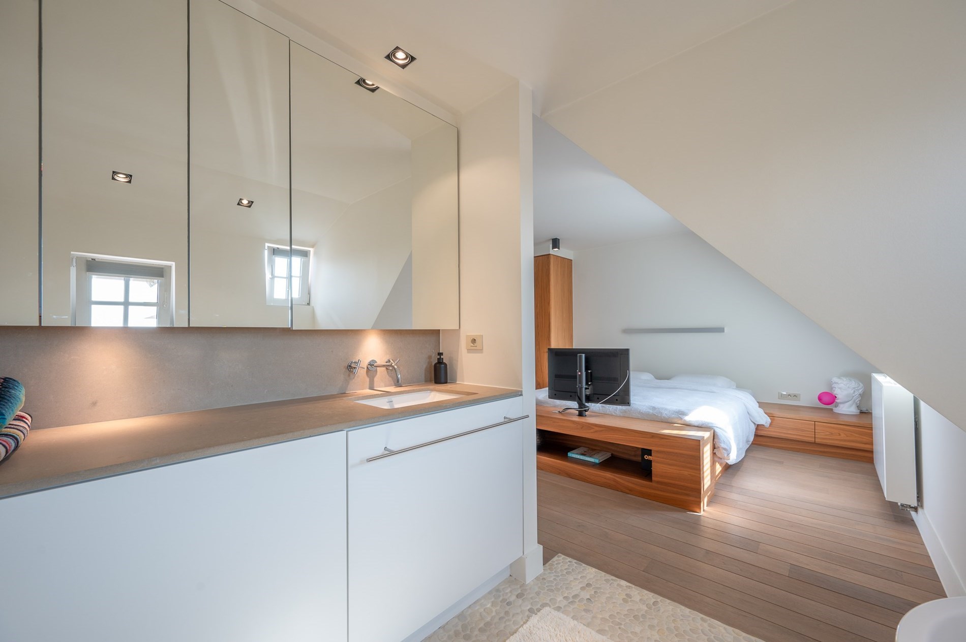 Appartement avec 2 chambres &#224; coucher et des terrasses situ&#233; au Zoutelaan &#224; Knokke. 