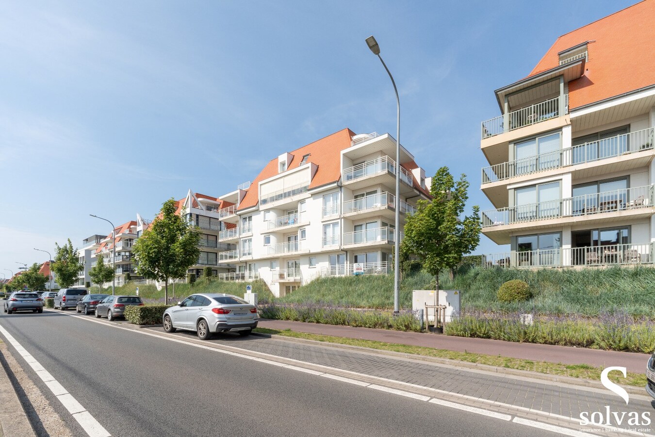 Garagebox met automatisch poort in Residentie Sailors Beach 