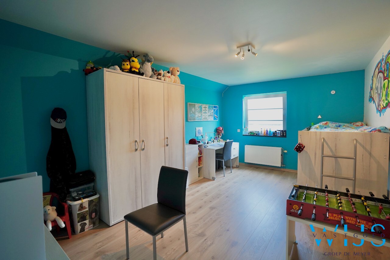 Schitterende gezinswoning op 835 m&#178; te Knesselare 