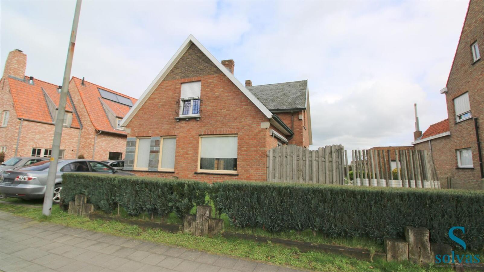 Rustig gelegen en vrijstaande woning met 3 slaapkamers! 