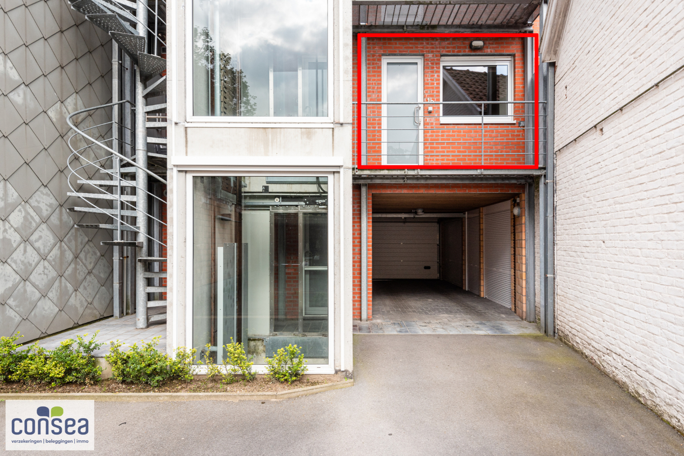 Modern, praktisch ingericht &#233;&#233;n-slaapkamer-appartement in centrum Aalter 