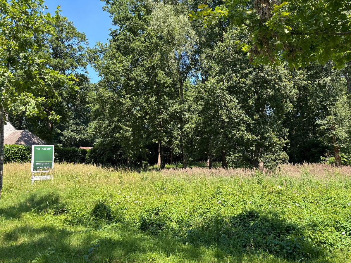 Prachtige bouwgrond van 2.272 m&#178; in wijk &quot;Den Drijhoek&quot; - te Zoersel- grens Schilde 
