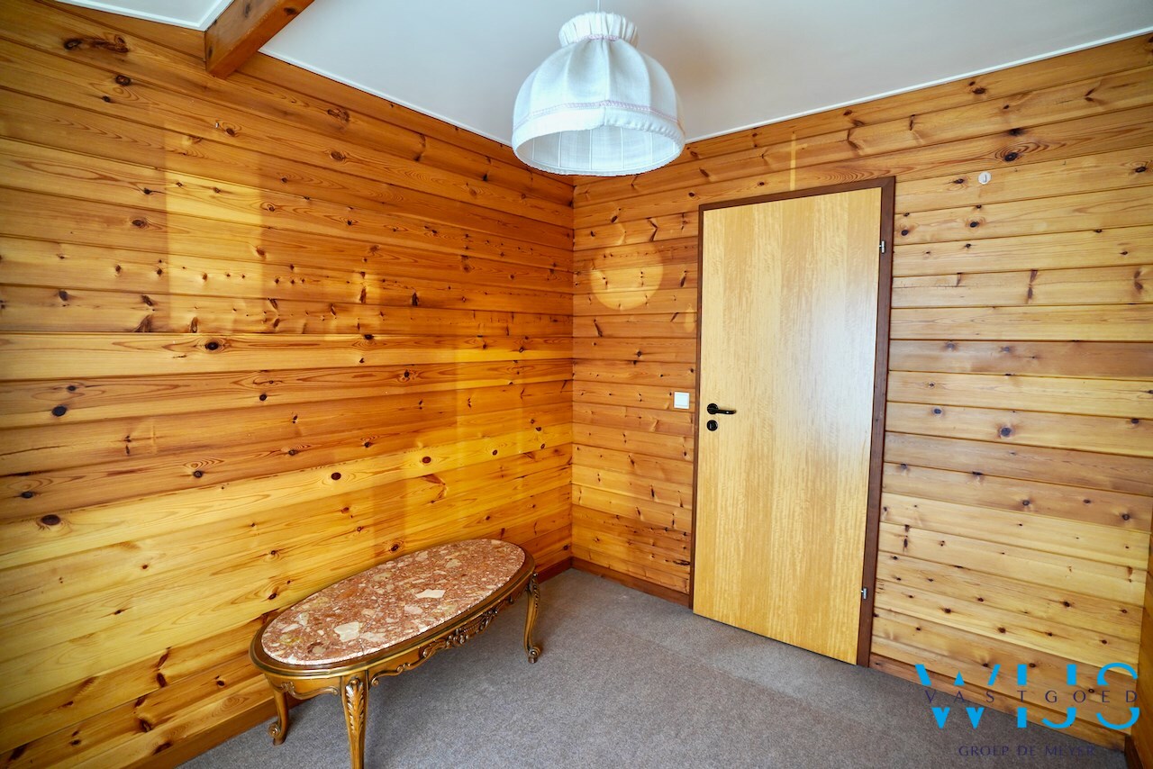 Enorm goed gelegen bungalow op 668 m&#178; te Ertvelde ! 