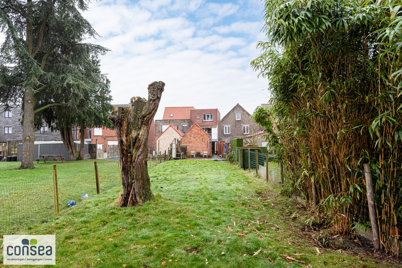 Bel-&#233;tage woning met ruime tuin 