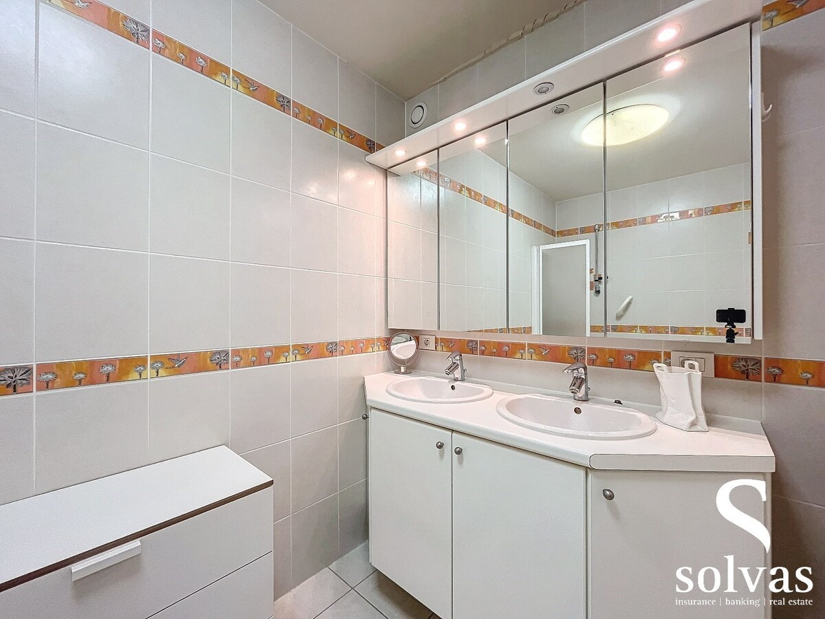 Net appartement met 2 slaapkamers te Zomergem! 