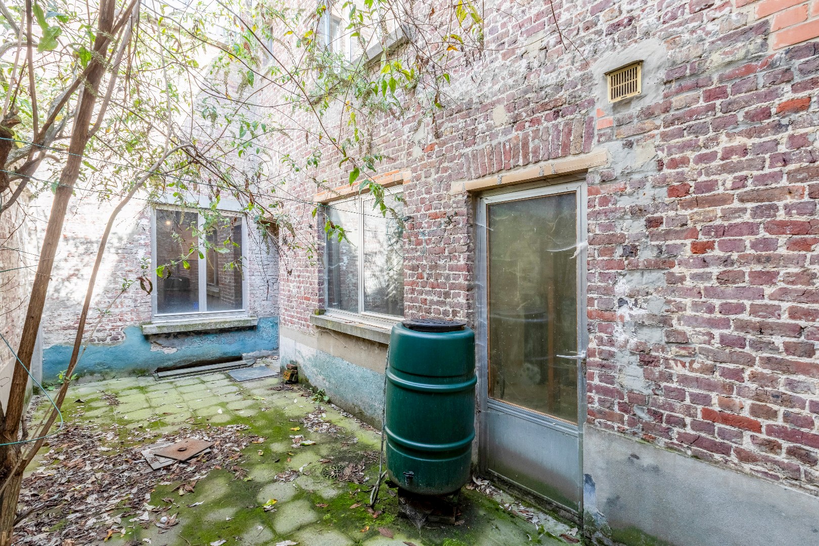Te renoveren burgerwoning in centrum Gent 