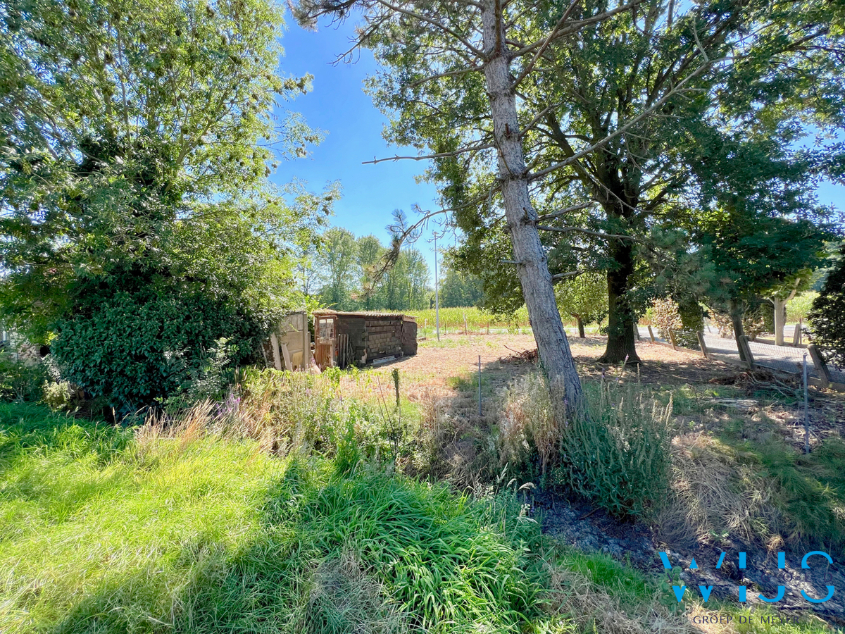 Fantastisch gelegen woonhuis op 1430m&#178; te Lievegem ! 