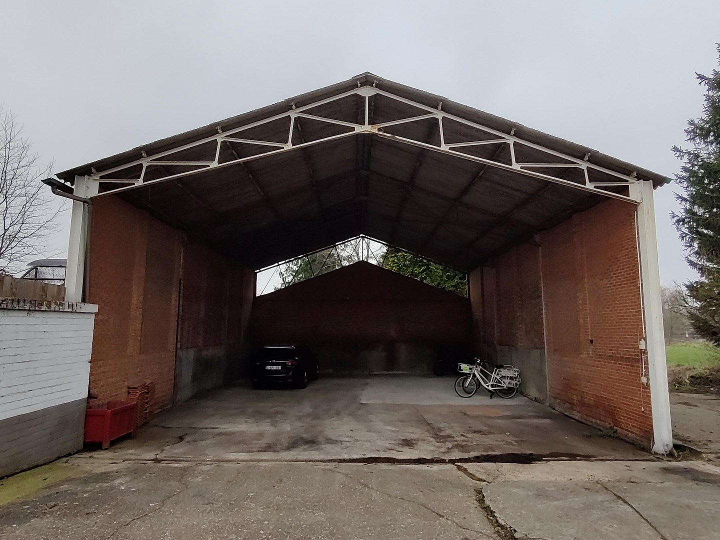 Opslagruimte (+/-150m&#178;) te huur in Geel-Bel! 