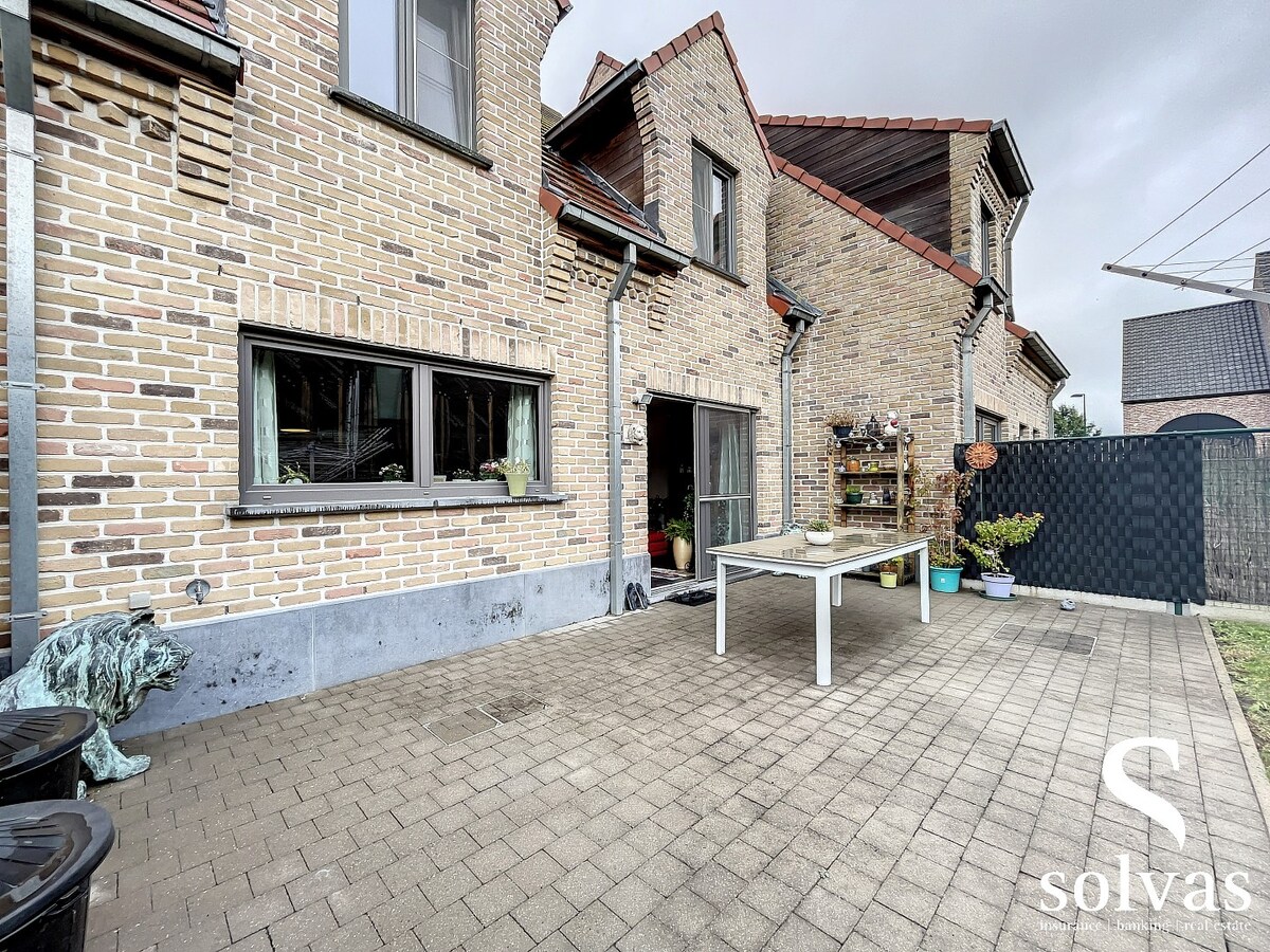 Recente woning met 3 slaapkamers te Zomergem! 