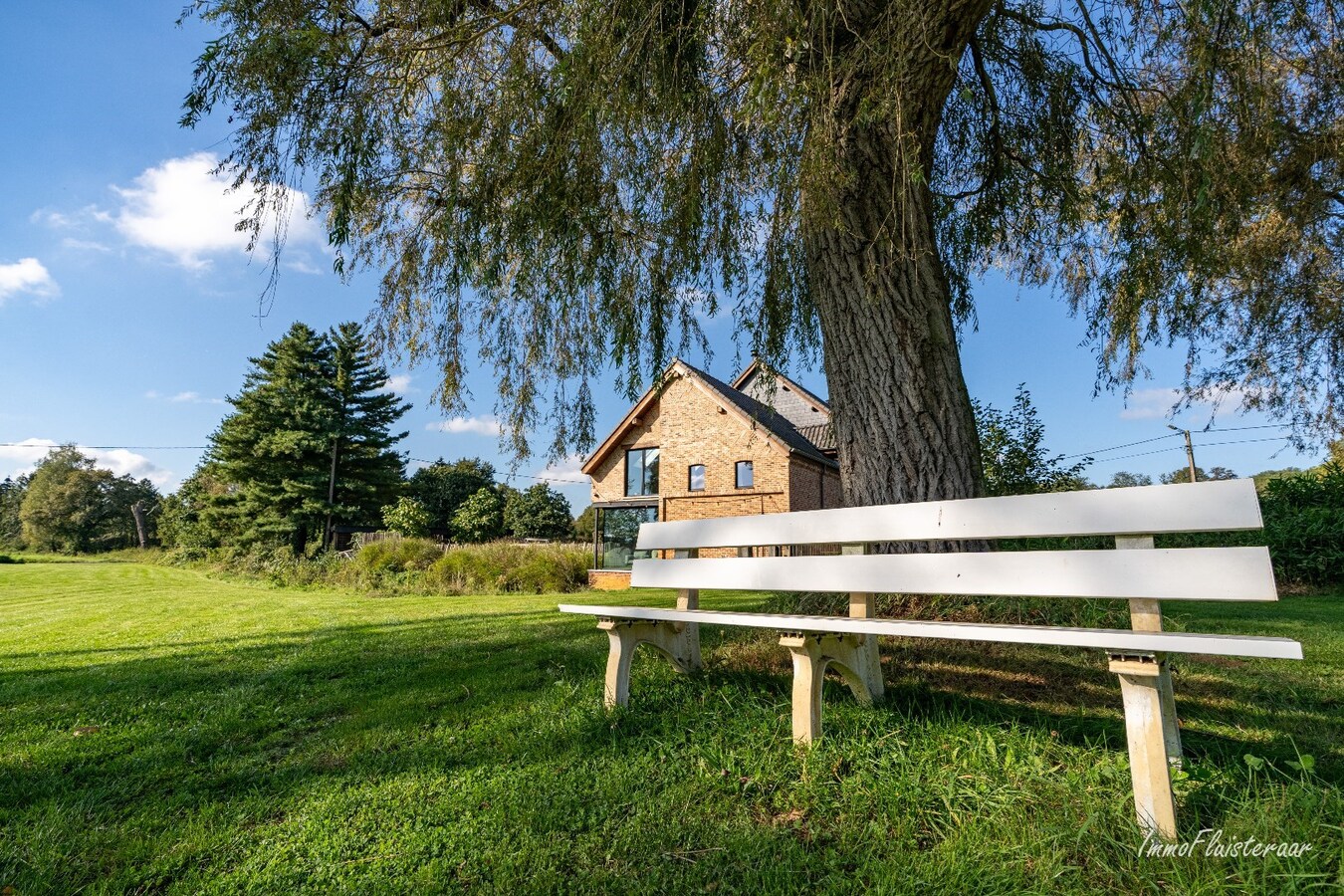 Renovated farmhouse with authentic charm on approximately 1.1 hectares in Paal (Beringen) 