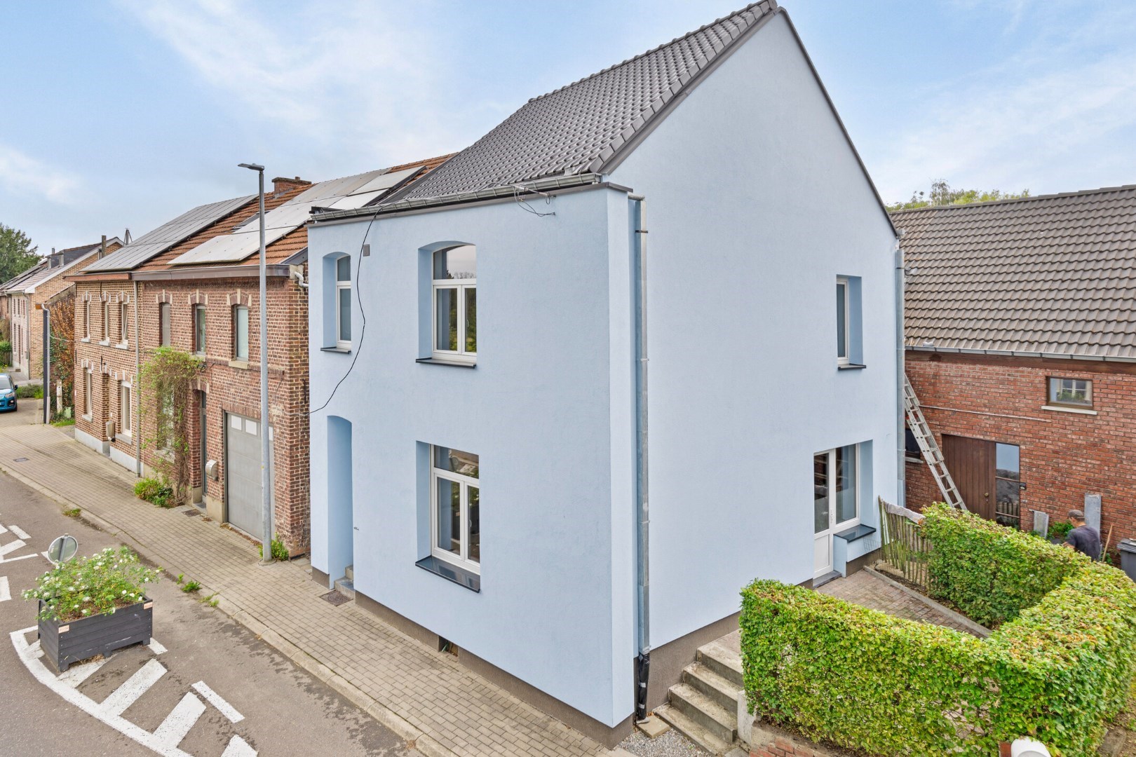 Woning met 3 slaapkamers, goede bereikbaarheid en veel winkels - EPC 188 kWh/m&#178; - bewoonbare oppervlakte 140 m&#178; 