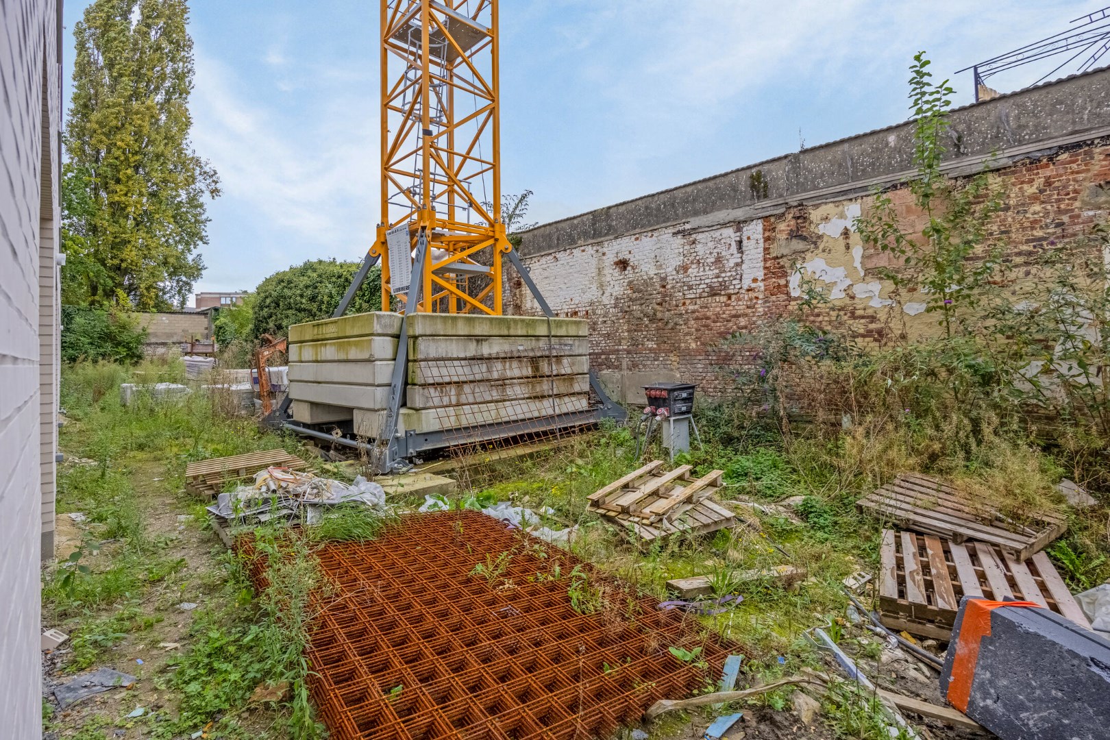 Nieuwbouwappartement met 2 slaapkamers, priv&#233;-tuin en staanplaats – verkoop onder registratierechten of BTW-stelsel 