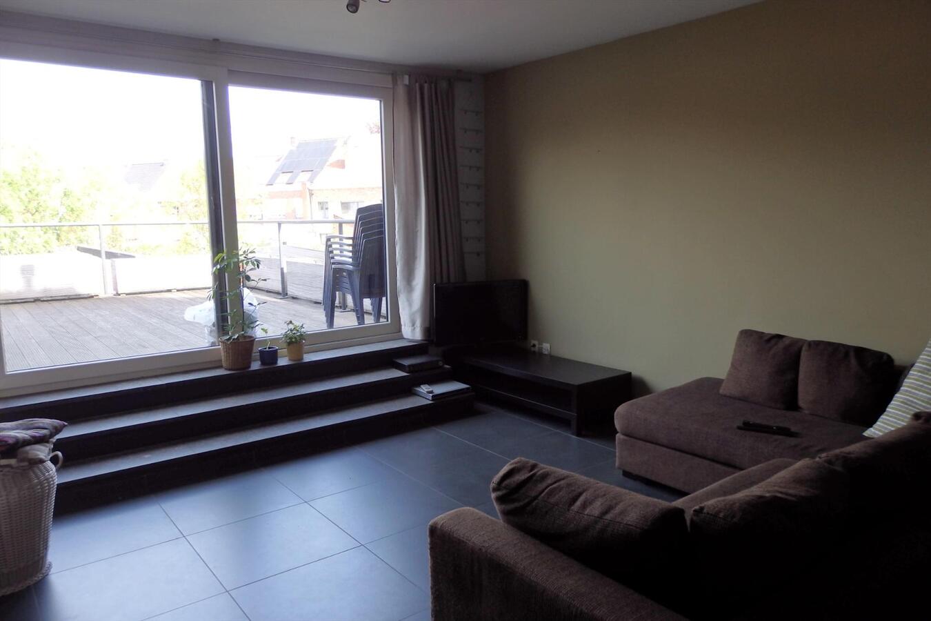 Appartement op 1ste verdiep met hedendaags comfort te Eeklo! 