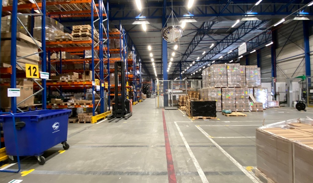 Logistieke loods met kantoren in Mechelen Zuid Logistics Centre