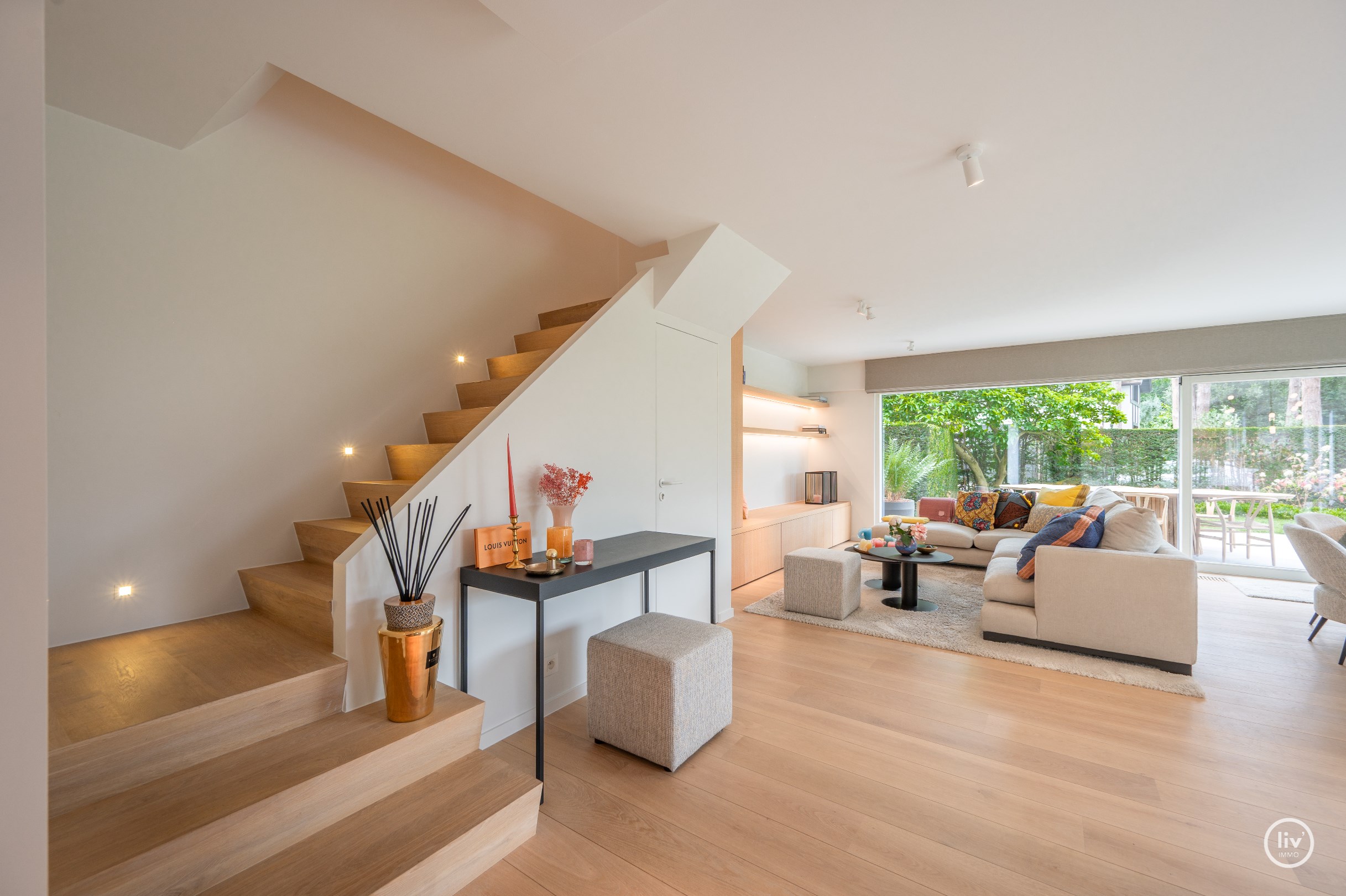 Magnifiek tuinappartement met zonovergoten tuin in het hart van het Zoute. 