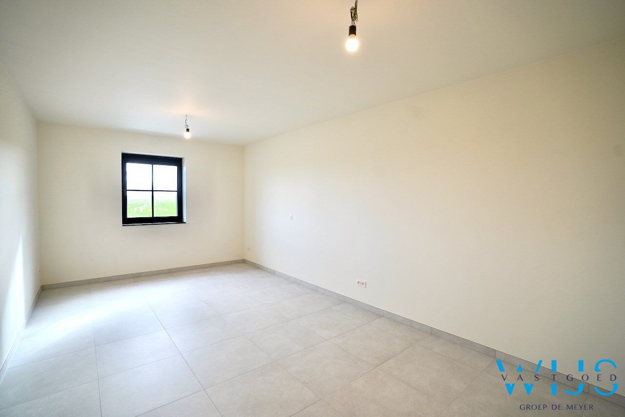 Zeer ruime nieuwbouw op 510m&#178; te ASSENEDE/BASSEVELDE! 