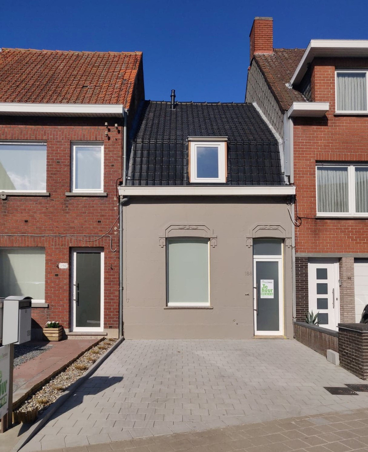 Prachtig gerenoveerde woning met 2 slaapkamers in centrum Roeselare 