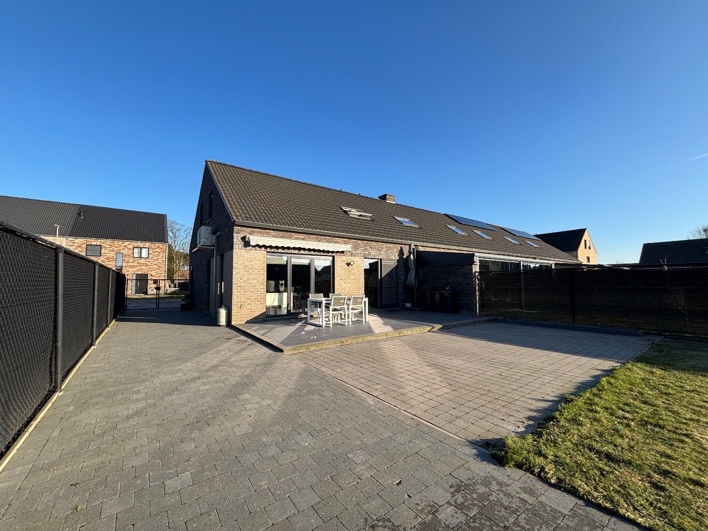 Energiezuinige gezinswoning met 3 ruime slaapkamers in Leopoldsburg 