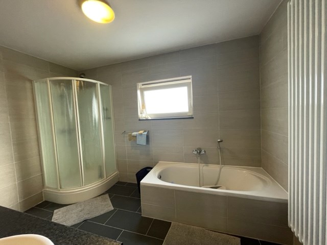 Prachtige half-open woning gelegen te Kasterlee - Tielen! 
