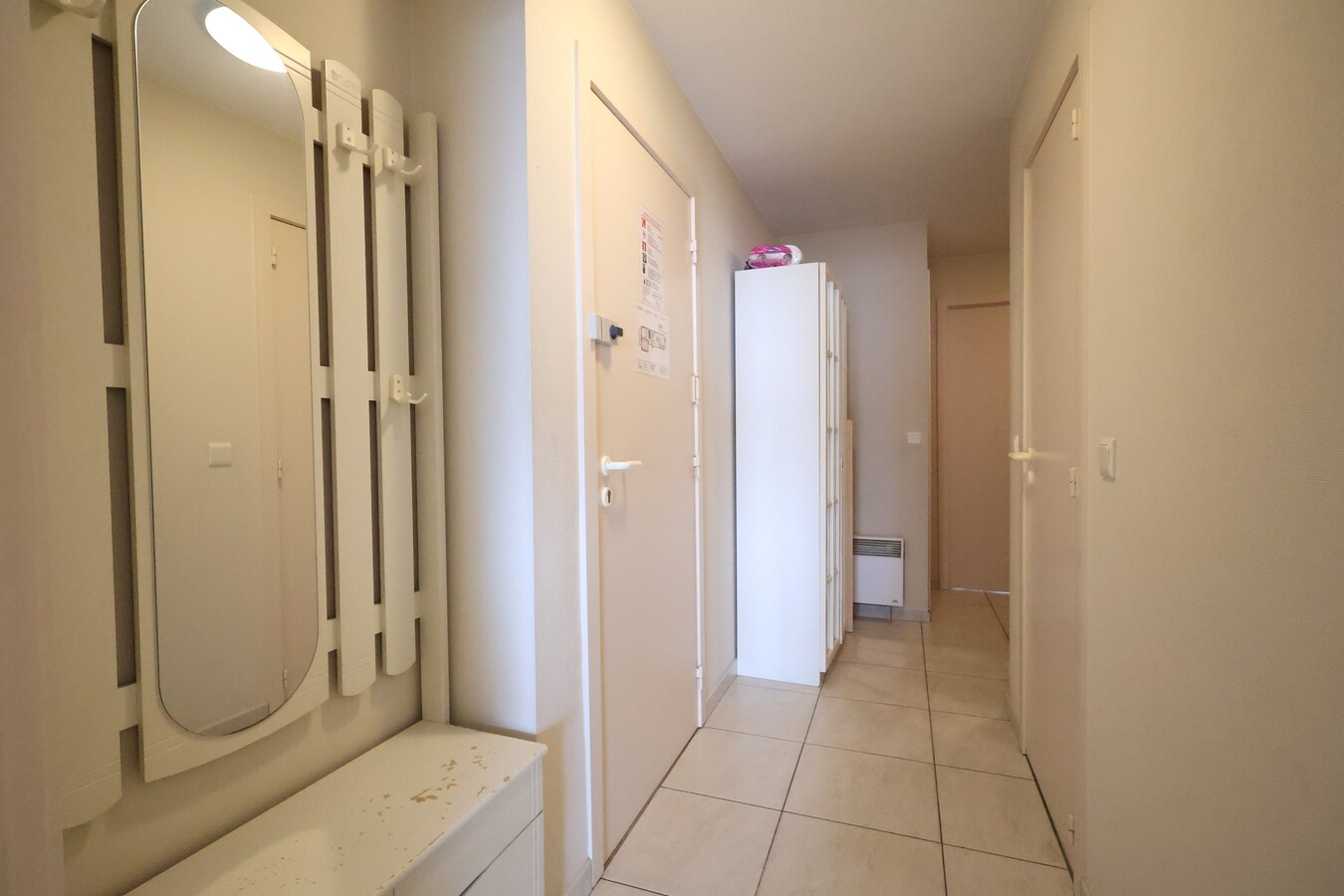Ruim appartement met 2 slaapkamers en zijdelings zeezicht 