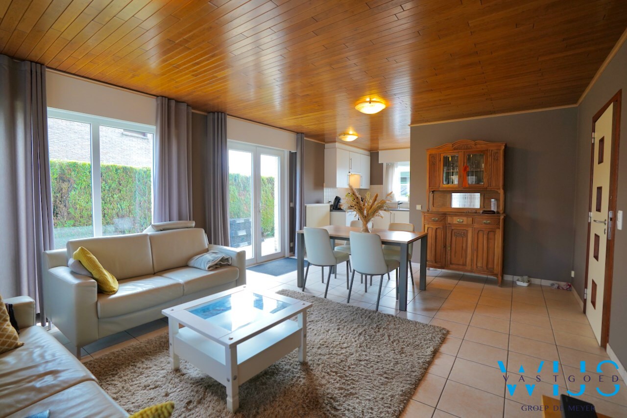 Instapklaar gelijkvloers appartement in CENTRUM Ertvelde! 
