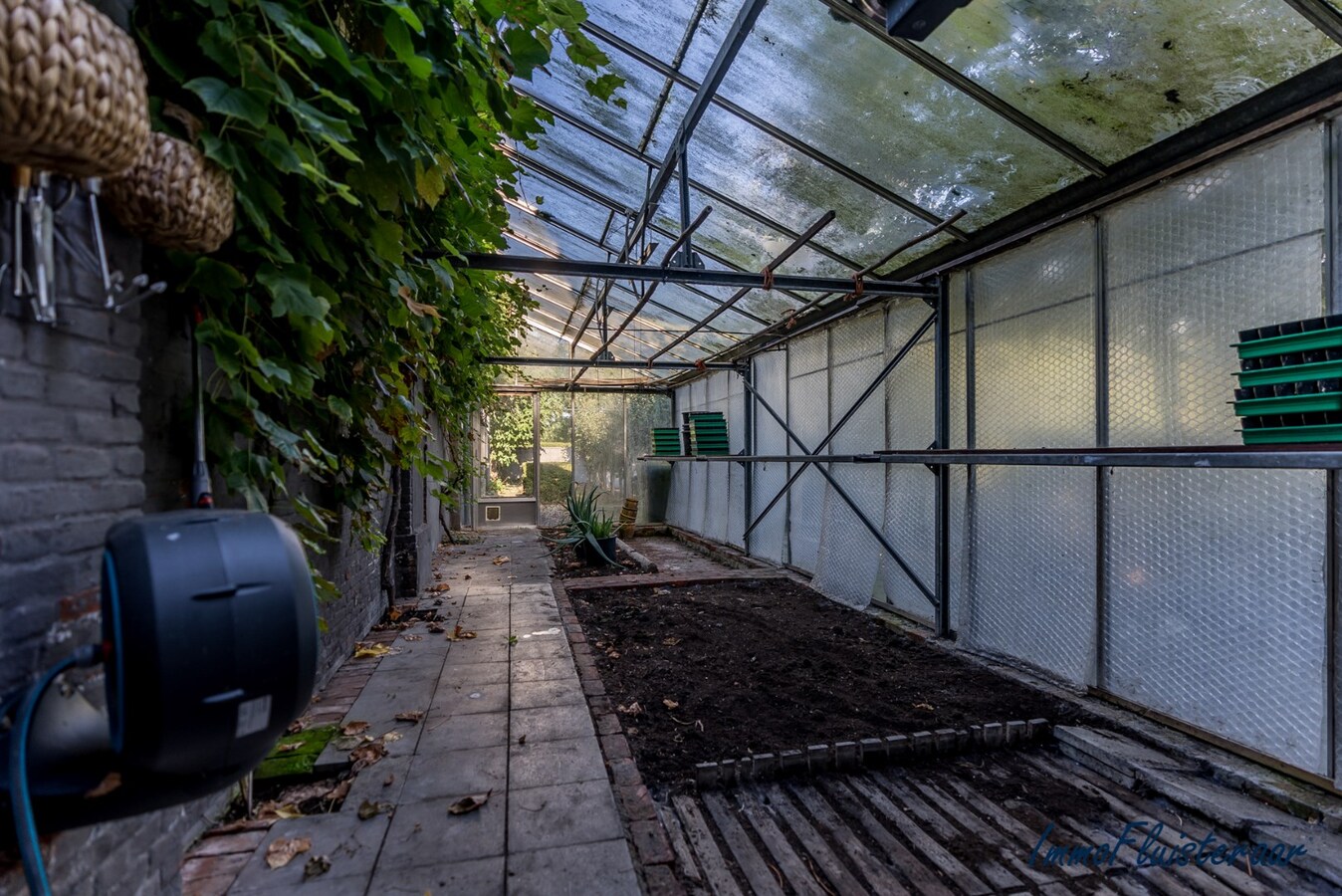 Uitzonderlijk gerenoveerd landhuis op een perceel van 3,9 ha te Geel 