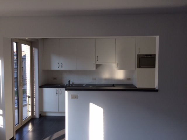 Ruim appartement - nieuw geschilderd 