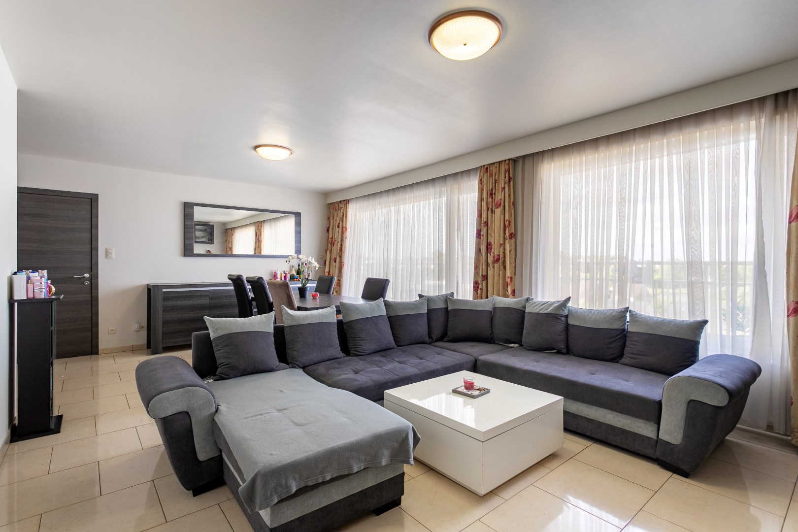 Appartement avec 1 chambre et terrasse &#224; Asse 