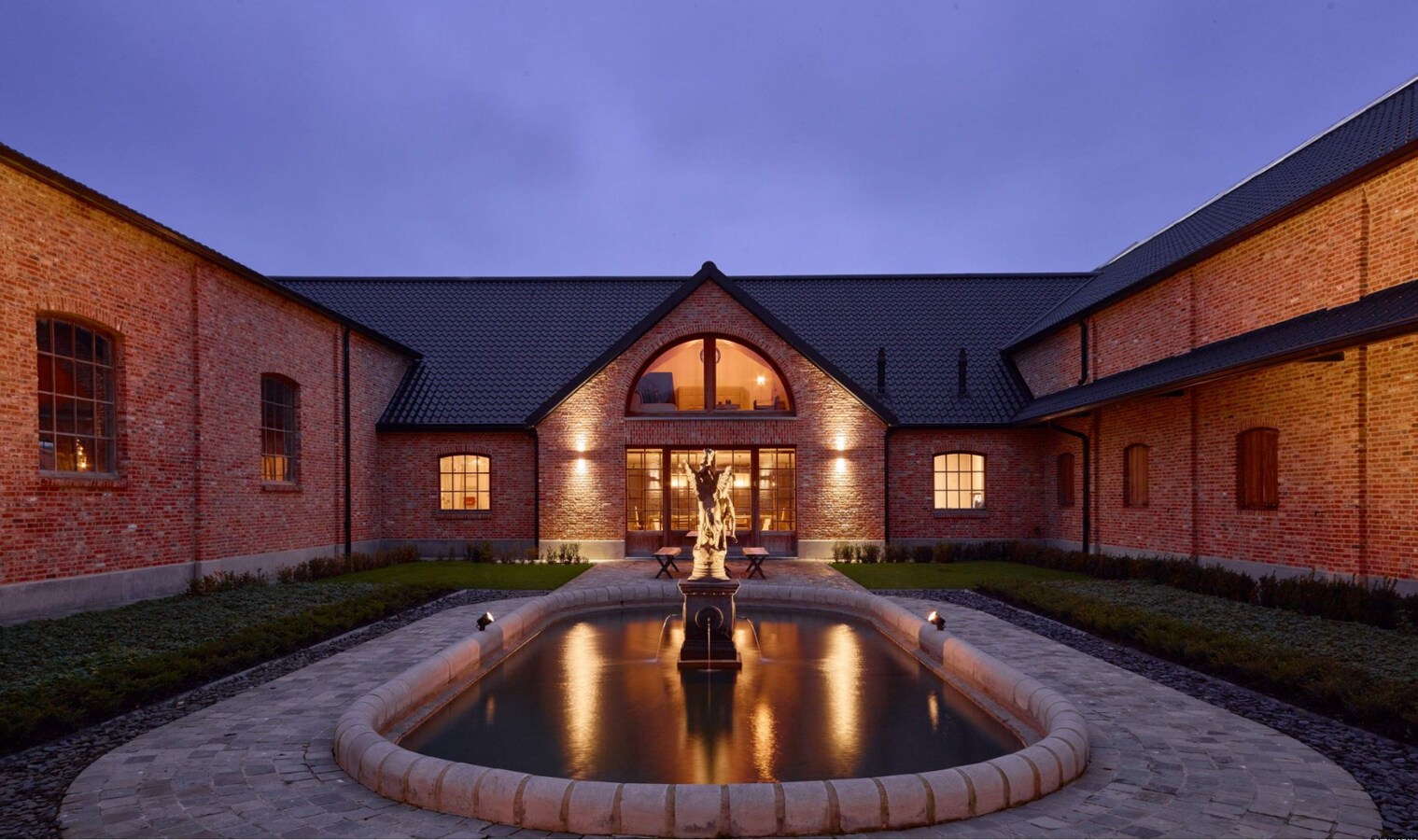 Exclusieve paardenaccommodatie op ca. 13 ha in Retie 