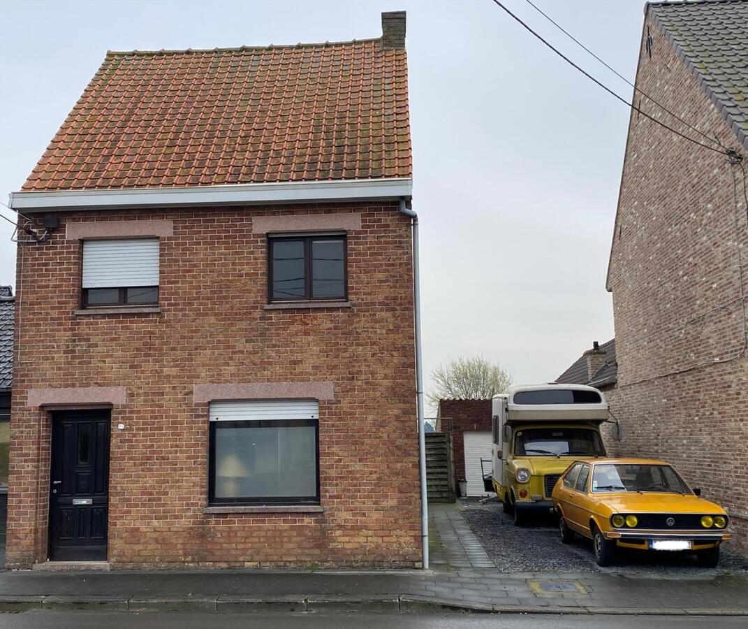 Woning met garage te Koekelare 
