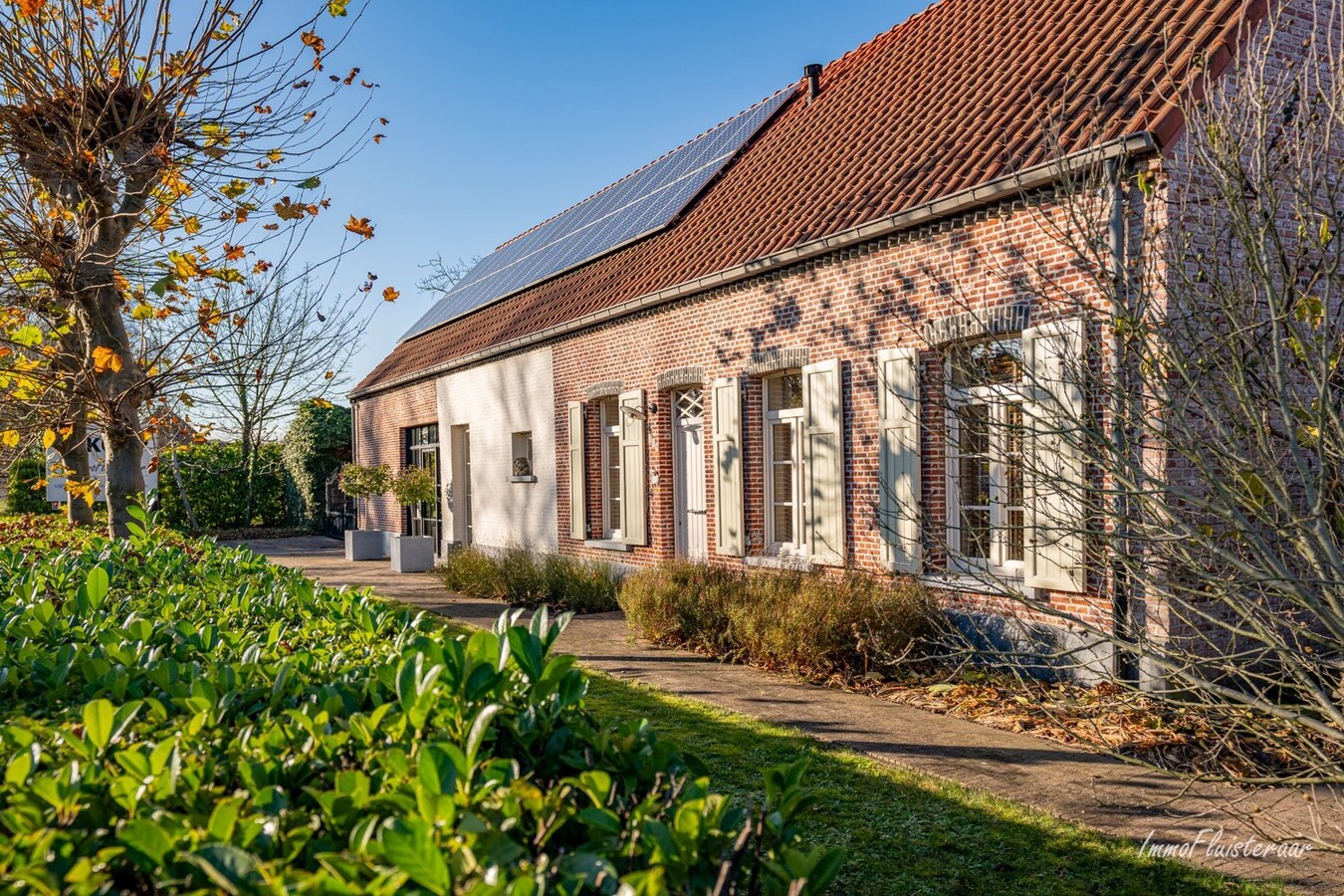 Exclusieve villa met paardenaccommodatie op ca. 1,3 ha te Sint-Katelijne-Waver 