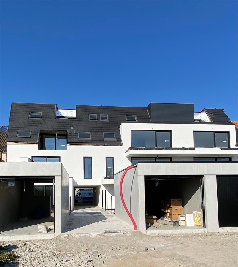 Uniek nieuwbouw appartement met 2 slaapkamers en veel zonlicht te Eernegem 