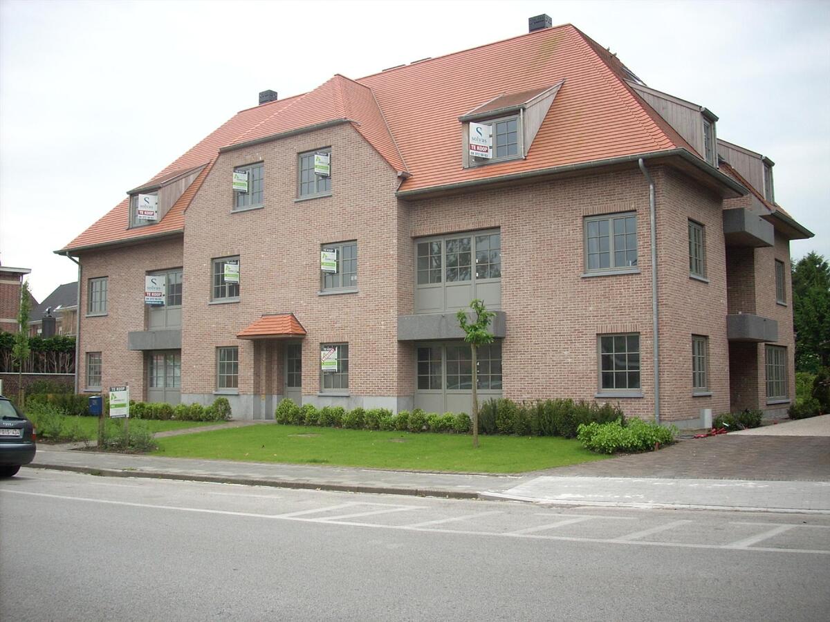 Nieuwbouw riant duplex villa-appartement in Waarschoot 