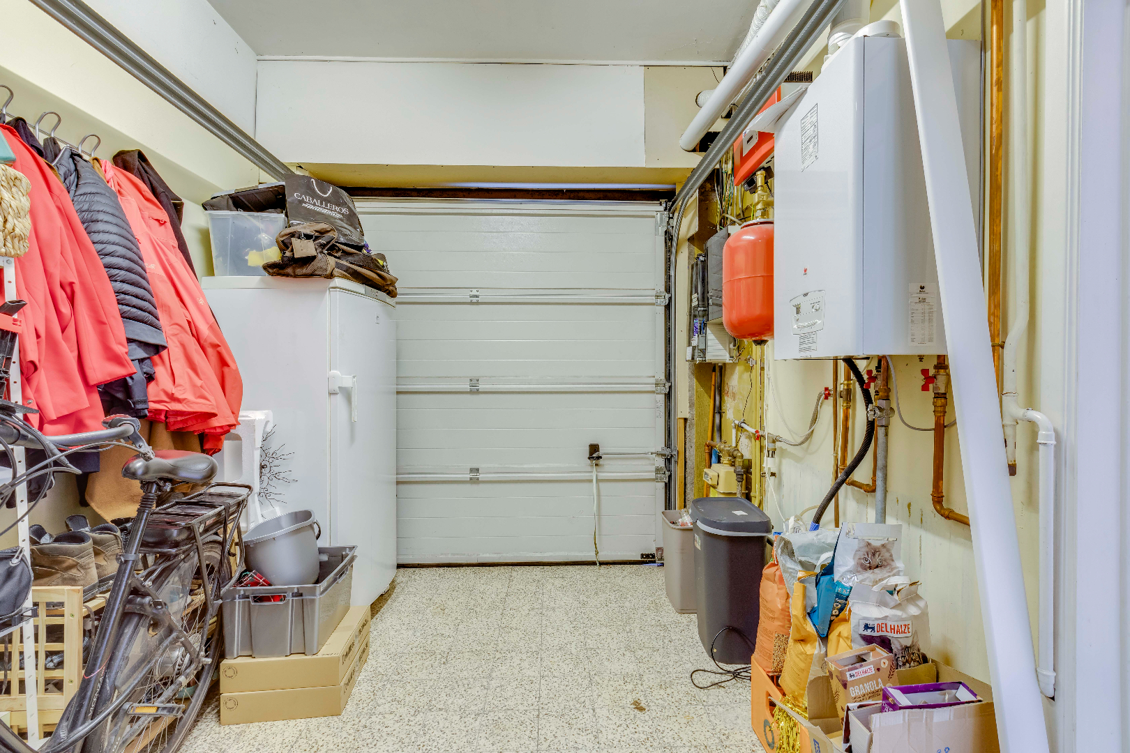 Leuke eengezinswoning met tuin, berging en garage 