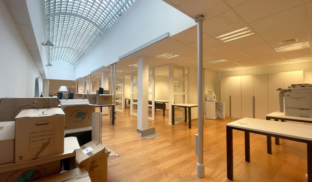 Commercieel kantoor te huur aan de Leien in Antwerpen