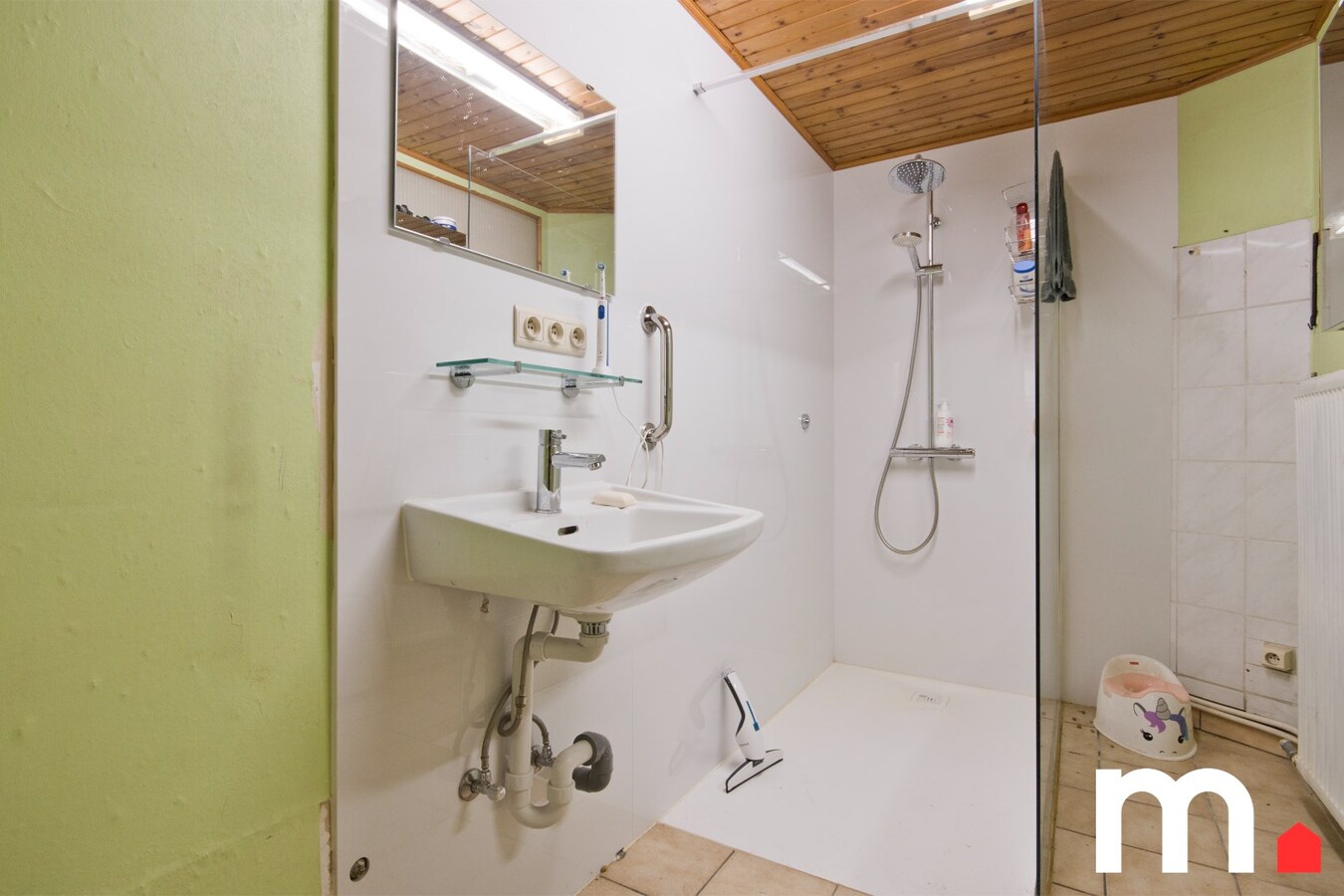 Woning te Wervik met 4 slaapkamers en zonnige grote tuin! 