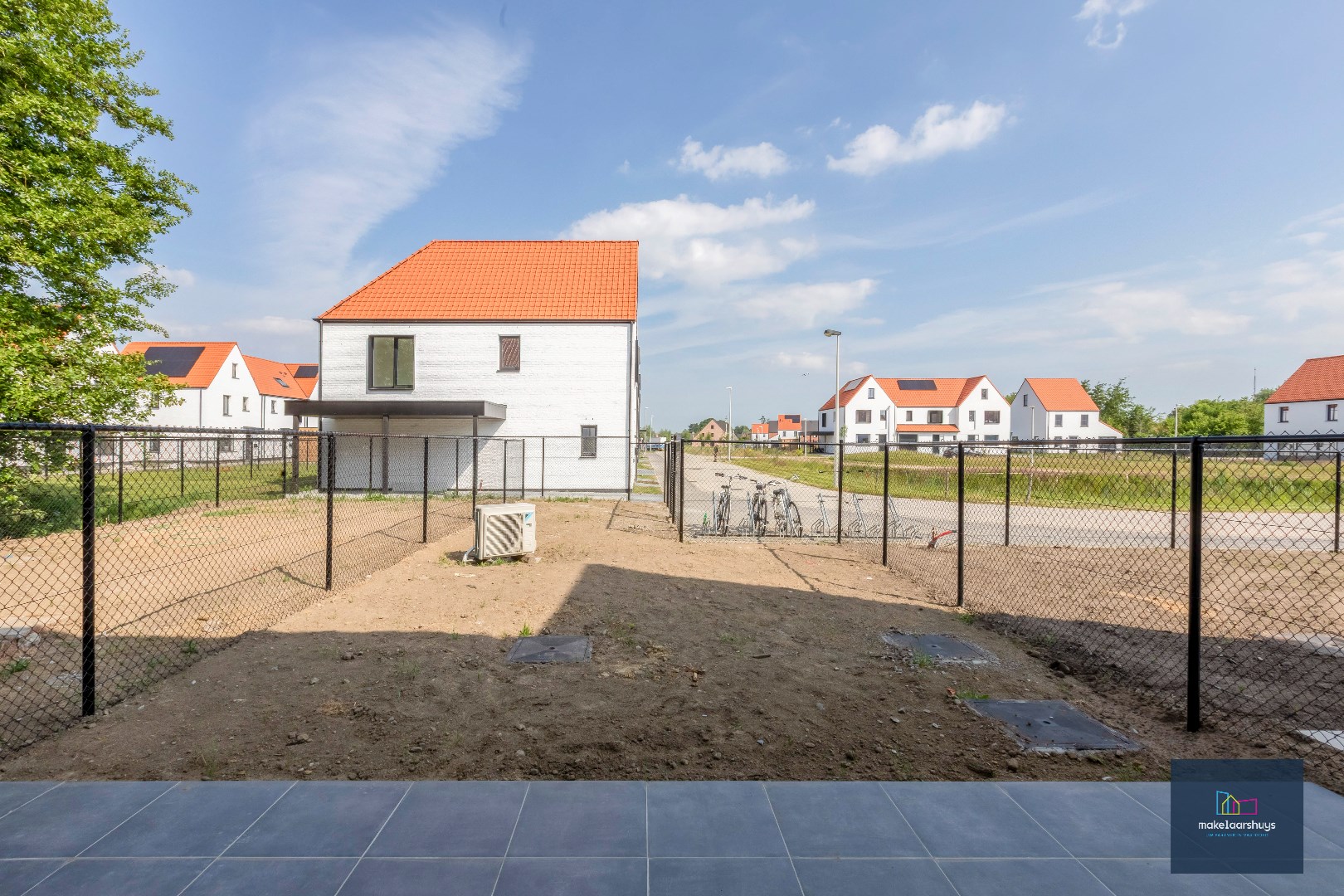 Kwalitatieve Lalys nieuwbouwwoning met tuin en parkeerplaats 