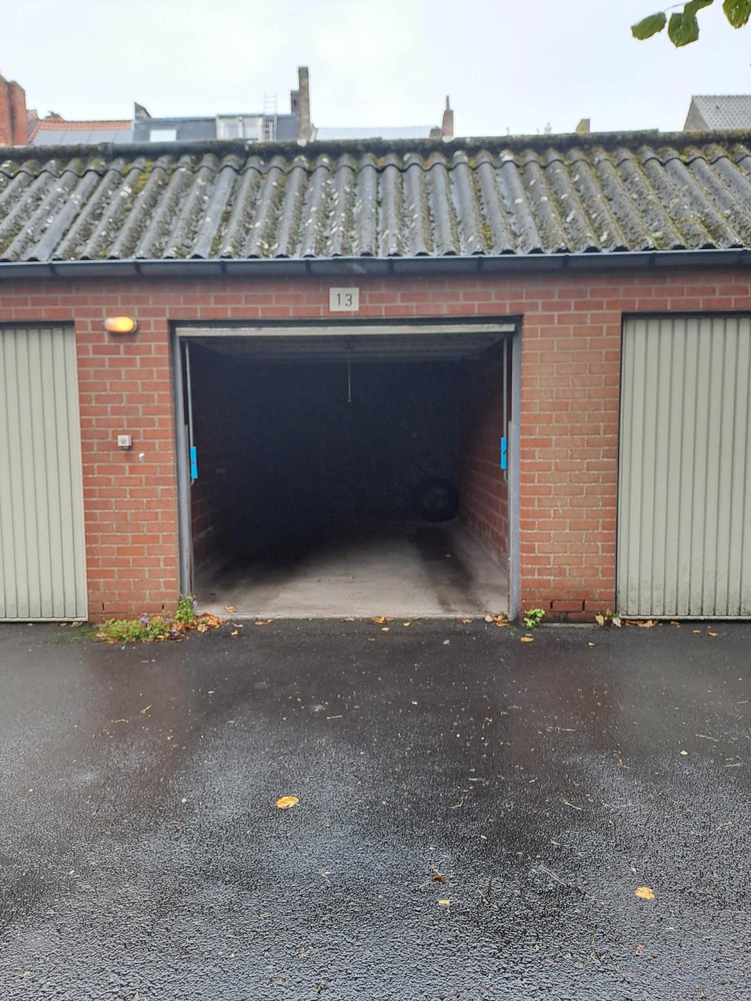 Box de garage loué À Brugge