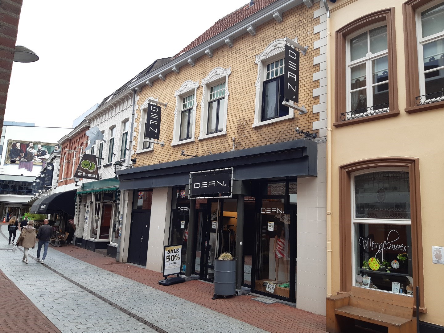 Commerciële winkel te huur in Weert