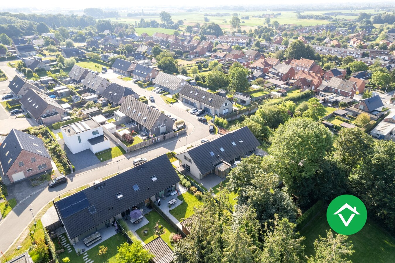 Instapklare moderne woning met 3 slaapkamers en tuin te Hooglede 